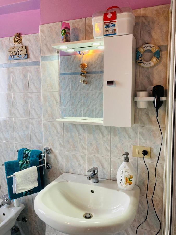 Palm Beach - Your Private And Complete Apartment In Desenzano Del Garda Exteriör bild