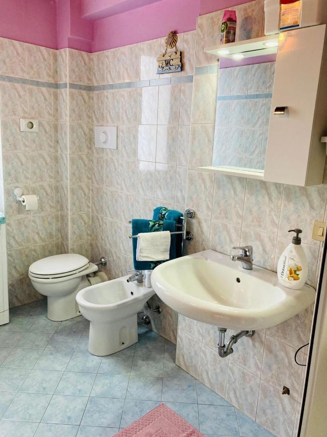 Palm Beach - Your Private And Complete Apartment In Desenzano Del Garda Exteriör bild