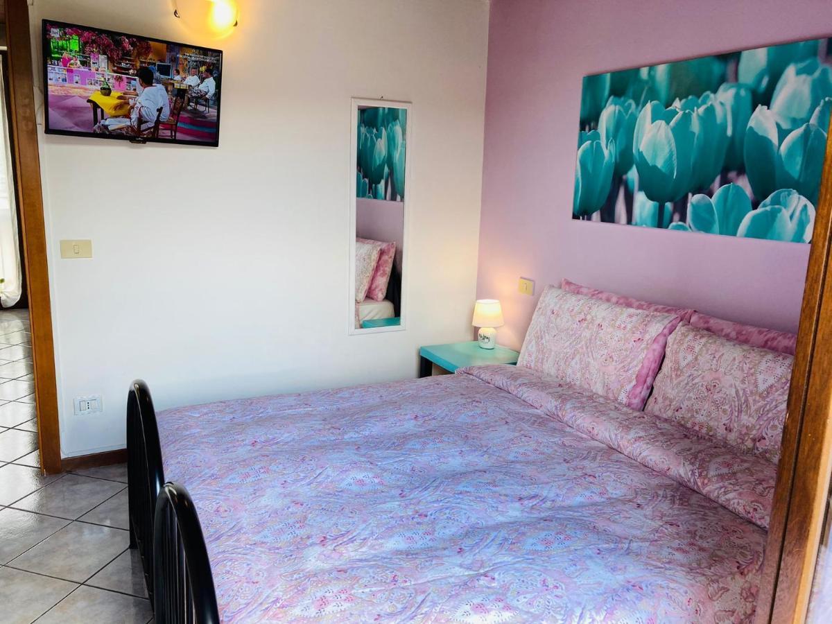 Palm Beach - Your Private And Complete Apartment In Desenzano Del Garda Exteriör bild